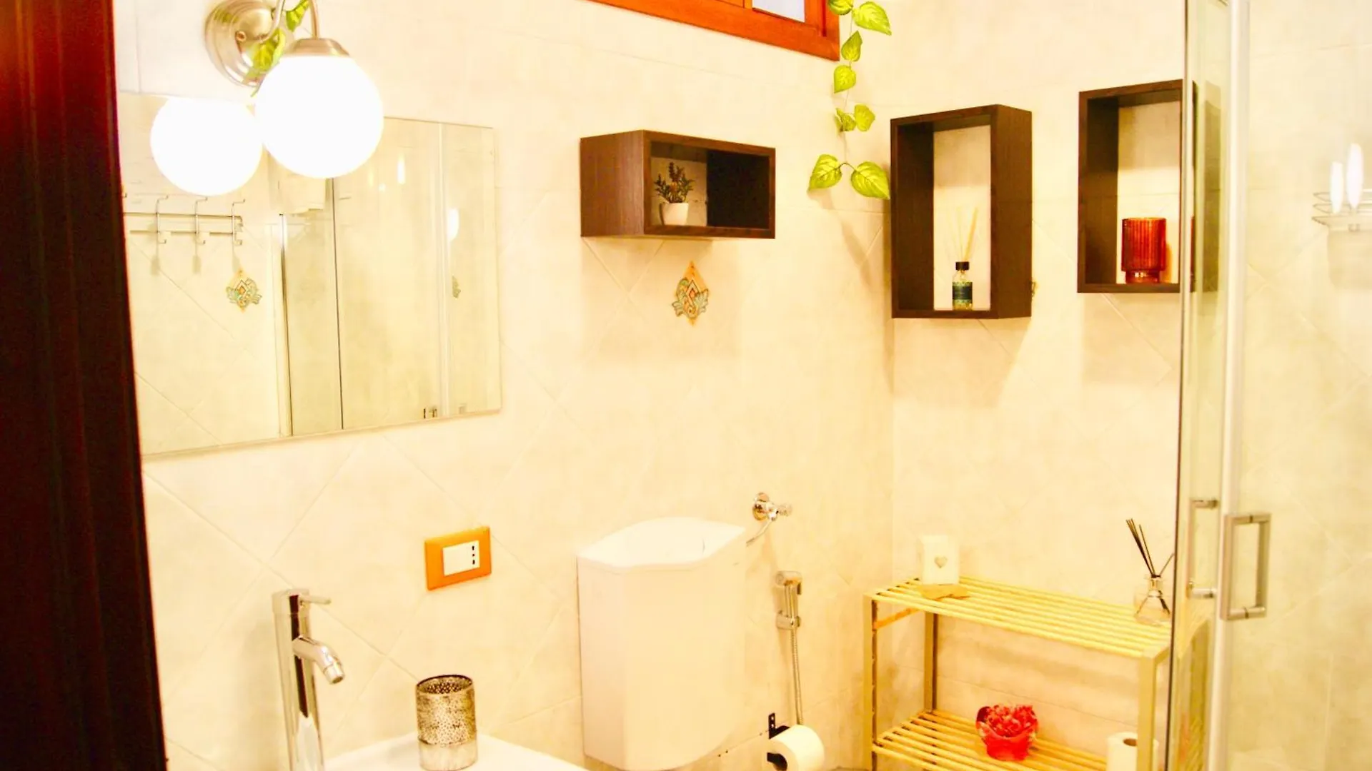 Beeclaire Guest House Palermo 0*,  Italy
