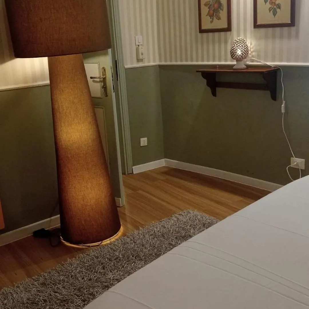 Beeclaire Guest House Palermo Appartamento