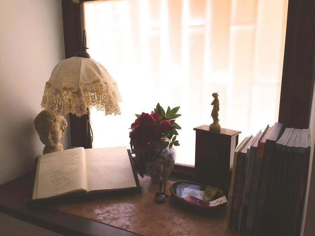 Beeclaire Guest House Palermo Apartment