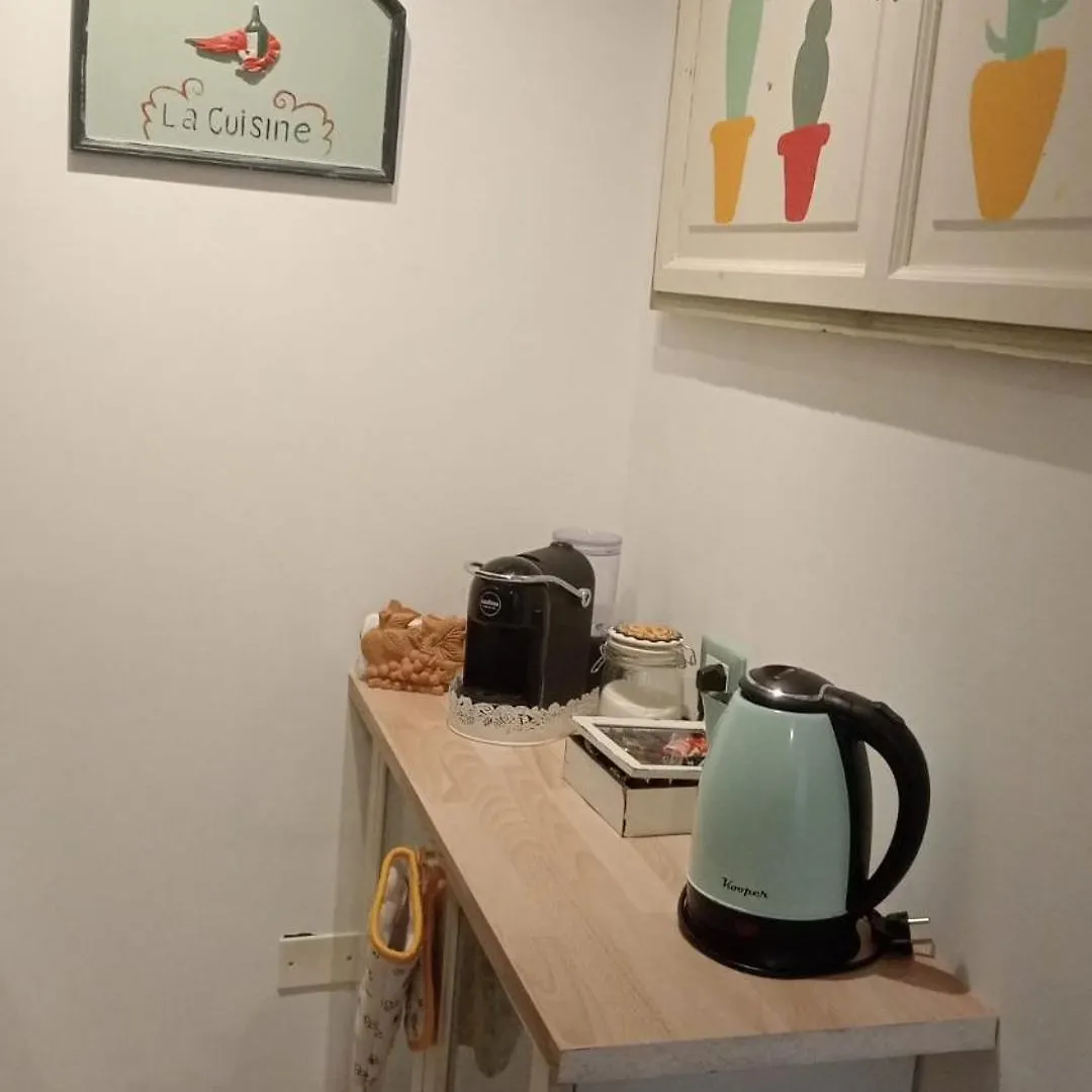 Apartment Beeclaire Guest House Palermo